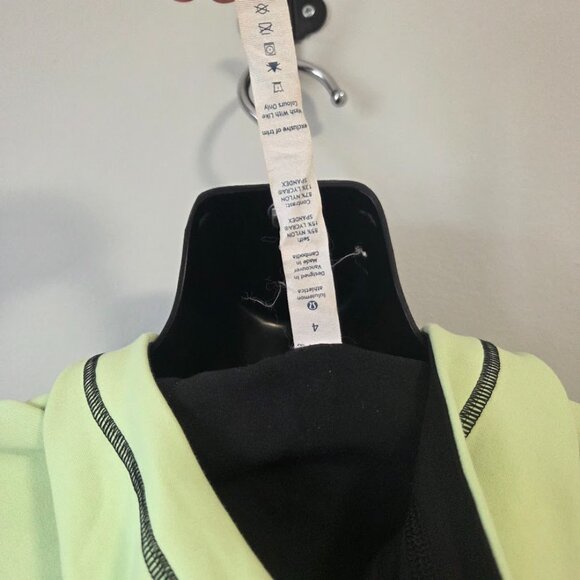 Lululemon studio surf jacket black and neon - Picture 3 of 7